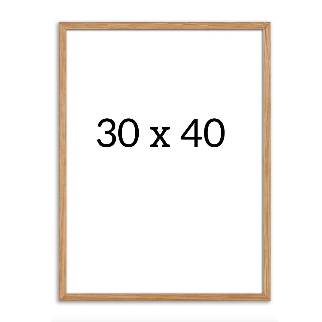 30x40 ramme i massiv eg fra HelloPoster – naturlig og stilren egetræsramme til plakater og billeder.