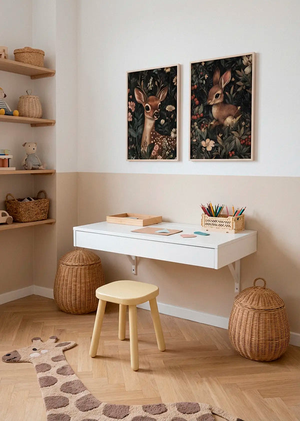 Kinderposter mit Tieren und ruhigen Farbtönen