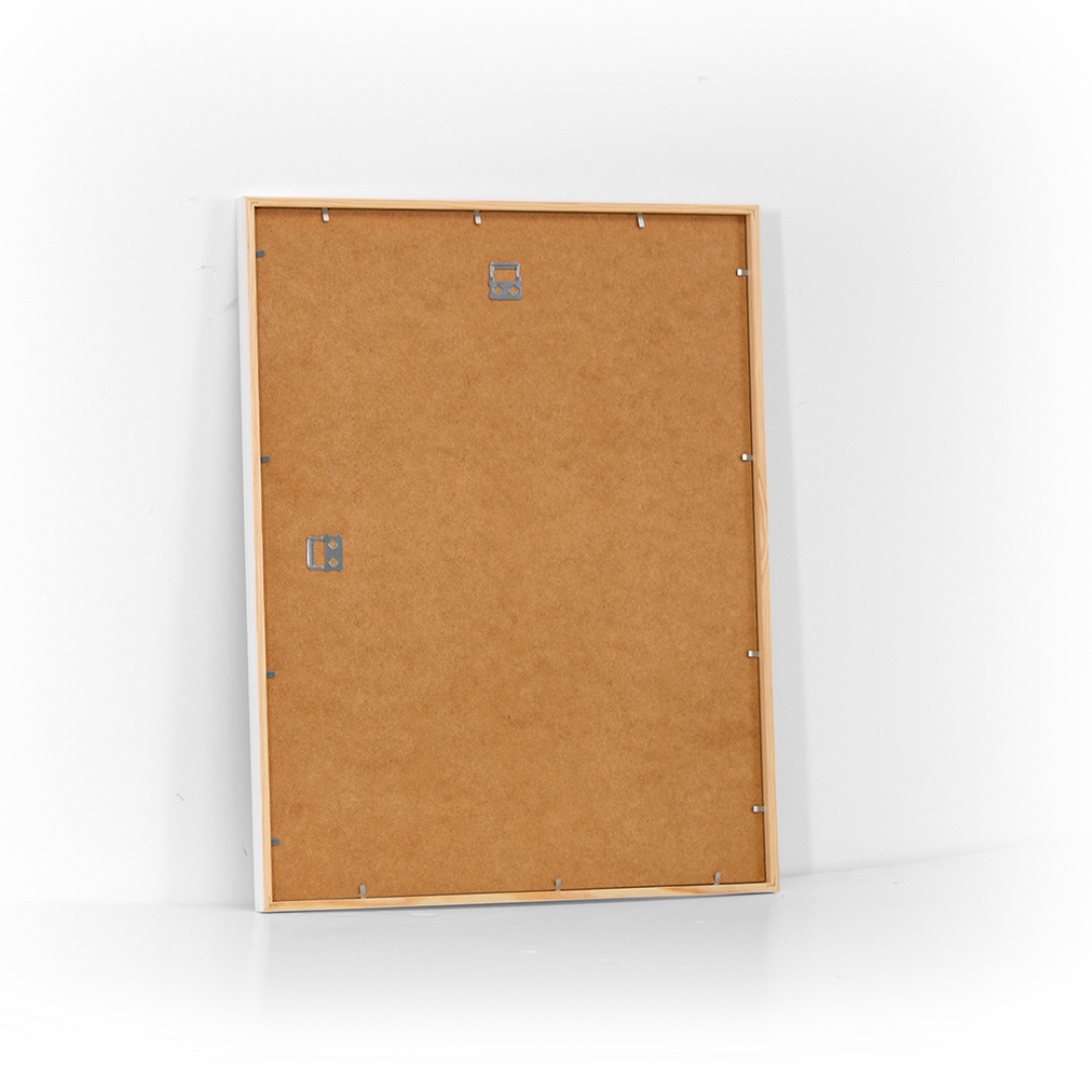 Back view of white wooden frame 40x50 cm with MDF backing and metal hangers – ideal for posters, photos, and prints.
